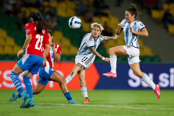 Copa América Femenina de Fútbol: Argentina lo pudo revertir sobre el final, venció a Paraguay por 3 a 1 y clasificó al Mundial | quemañana.com.ar